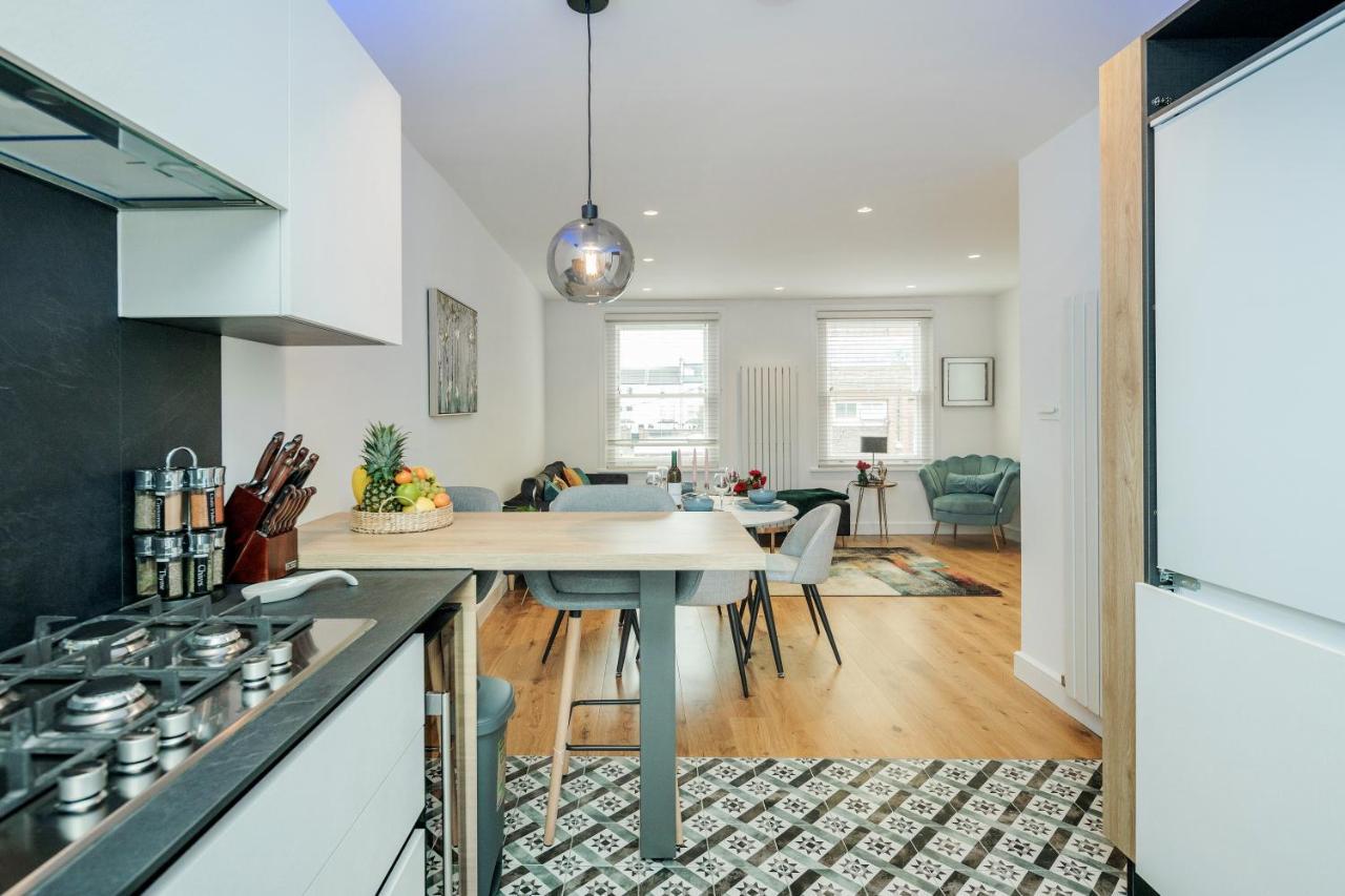 לונדון Beautiful 2 Bedrooms Split Level Fulham Apartment מראה חיצוני תמונה